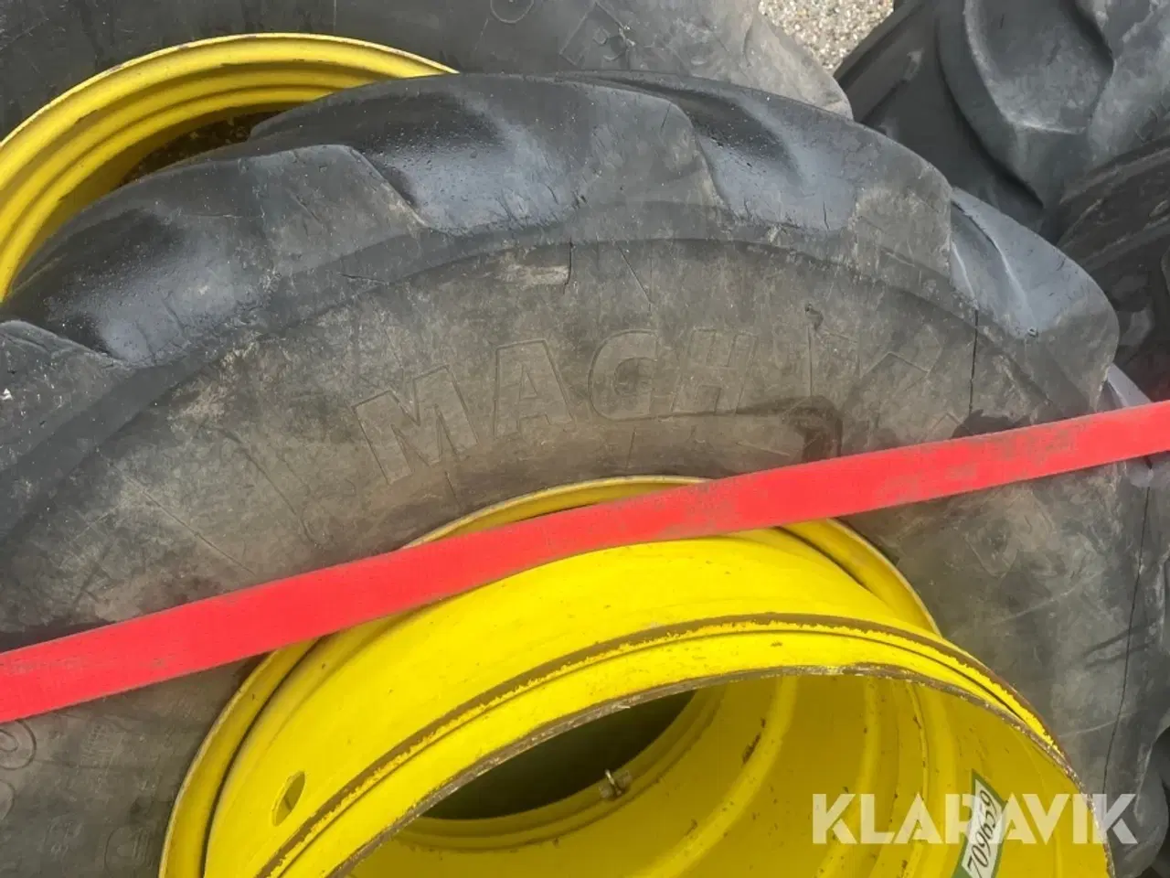 Billede 4 - Tvillinghjul John Deere 1 sæt med låse