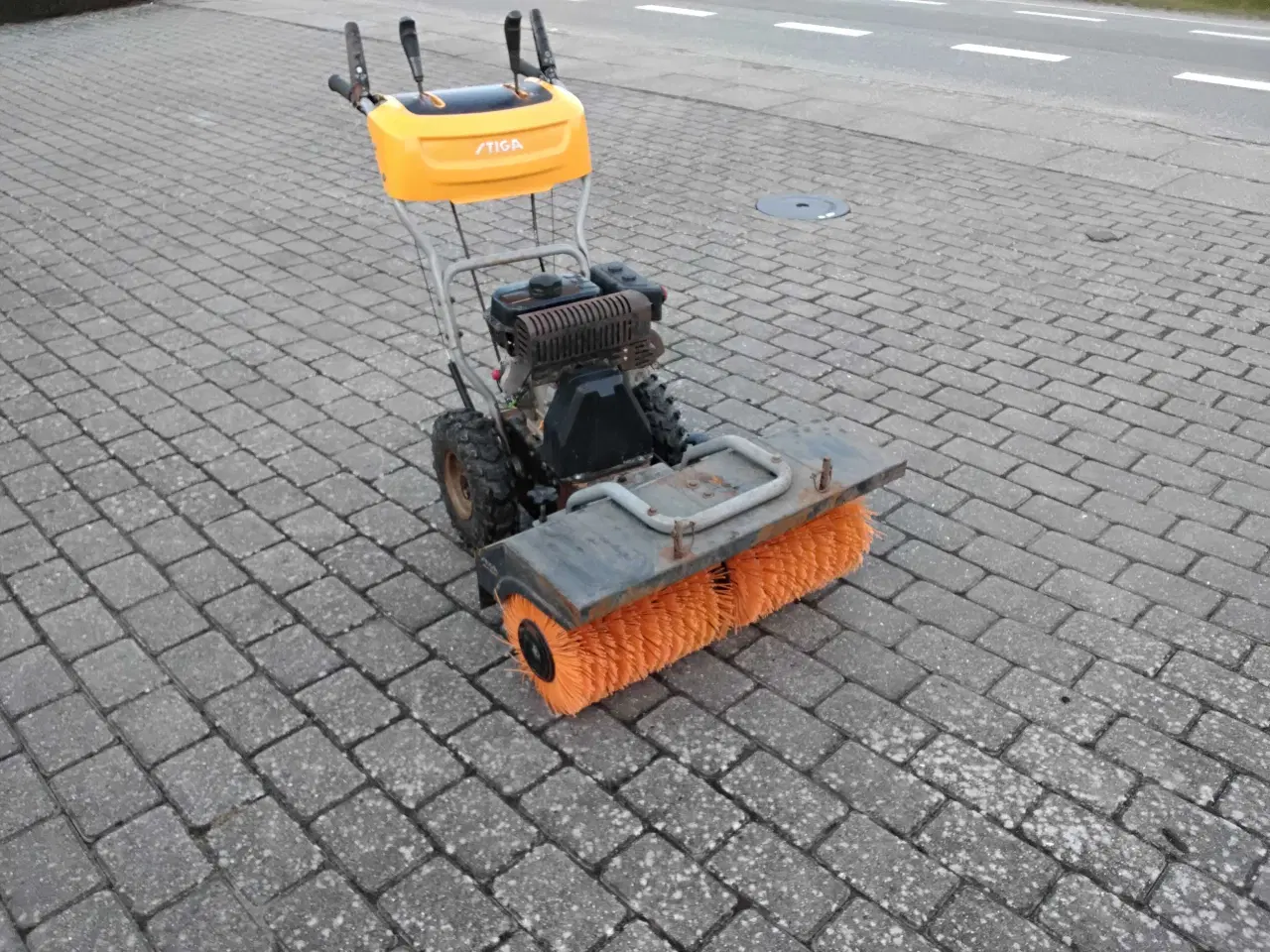 Billede 1 - Stiga SWS 800 G fejemaskine sælges