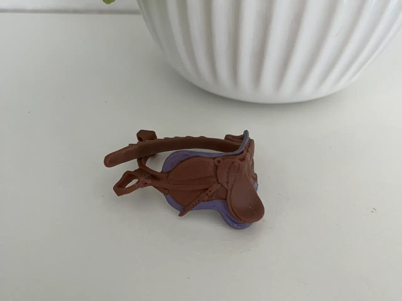 Billede 2 - Schleich sadel og hovedtøj
