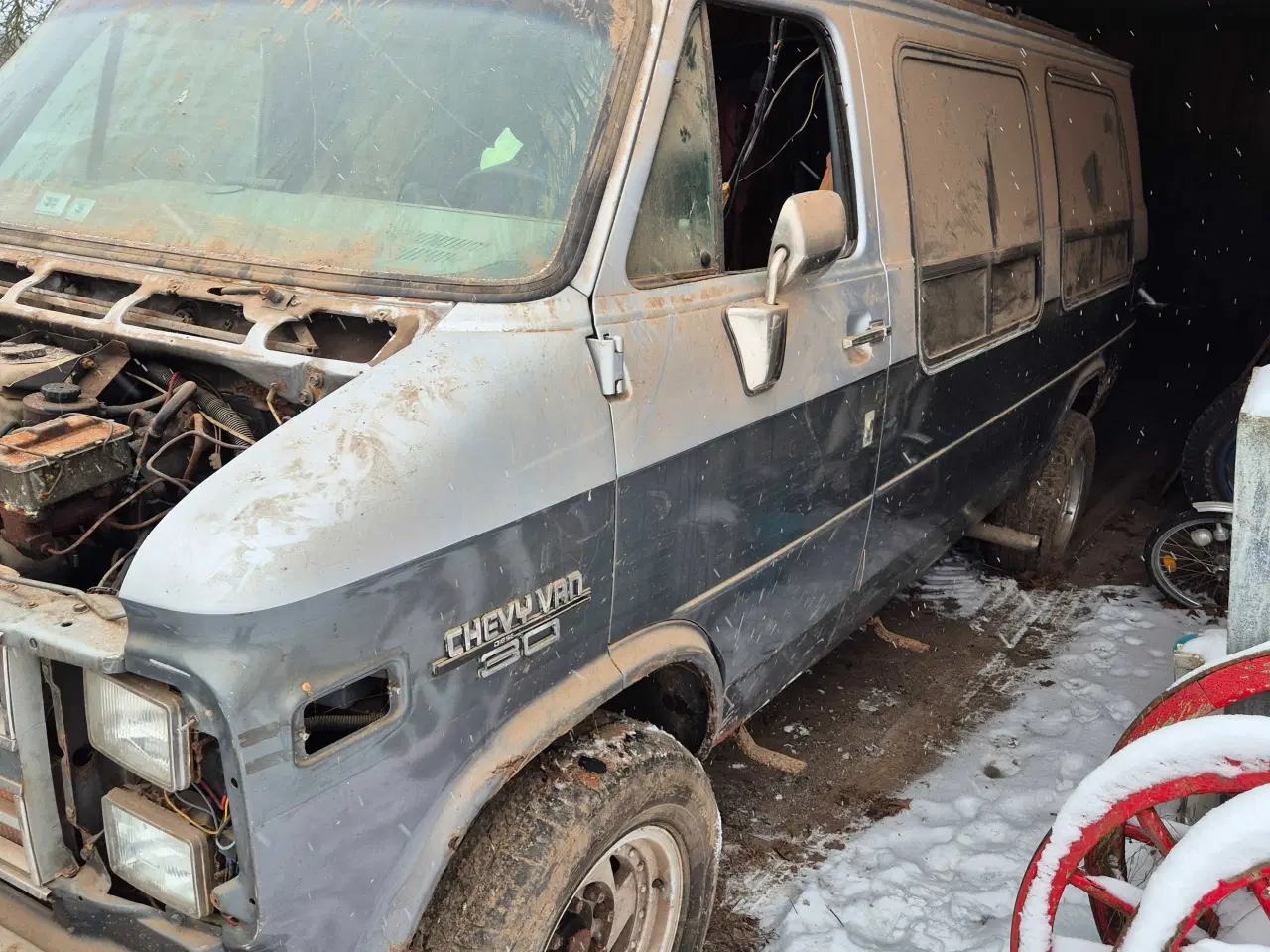 Billede 5 - 3 Busser, 2 Med DK reg. Attest og MASSER AF RESERV