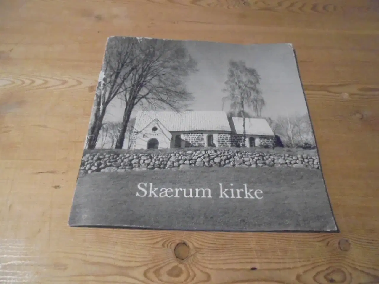 Billede 1 - Skærum kirke – se fotos og omtale