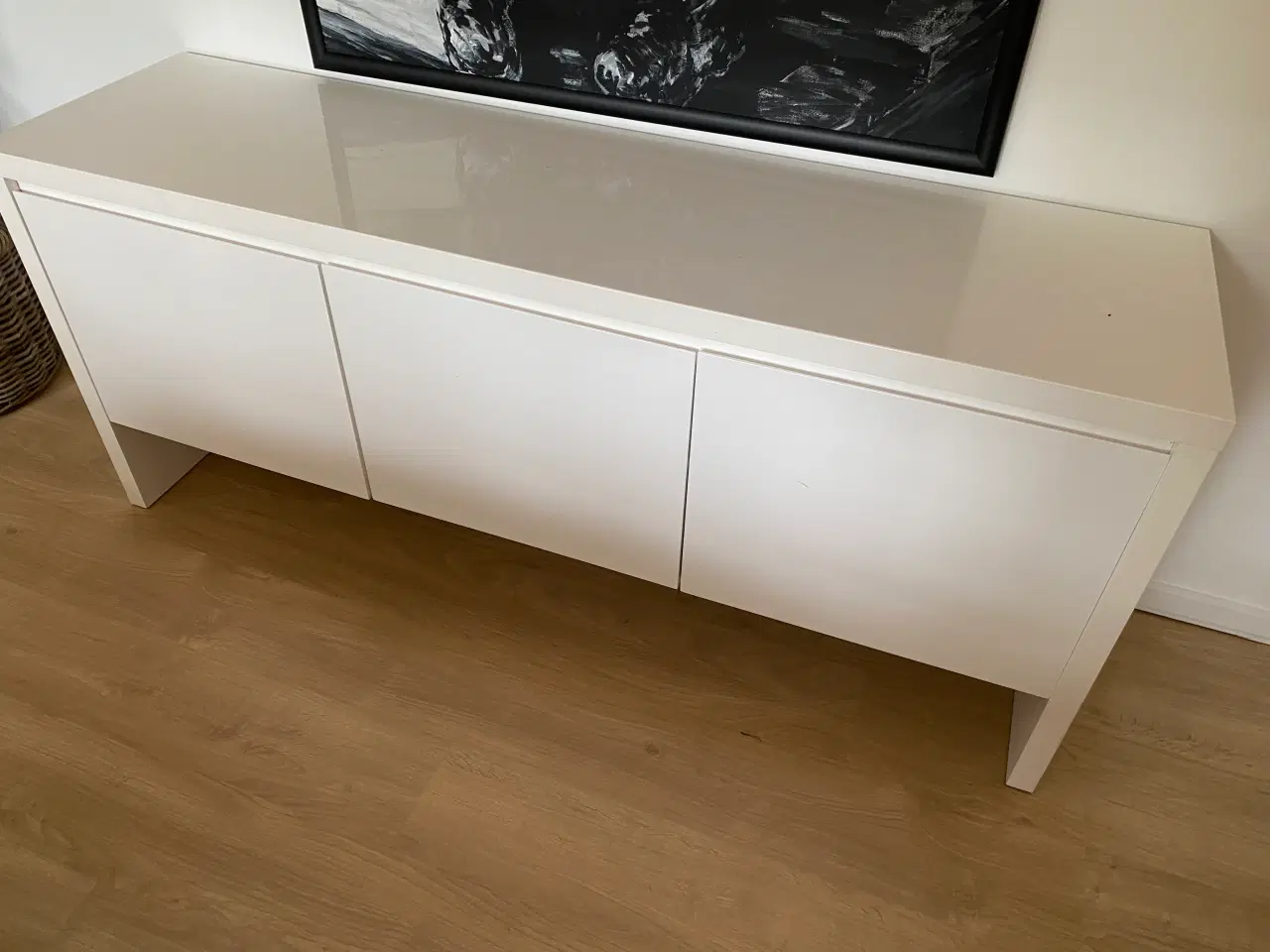 Billede 2 - Ikea skænk sælges