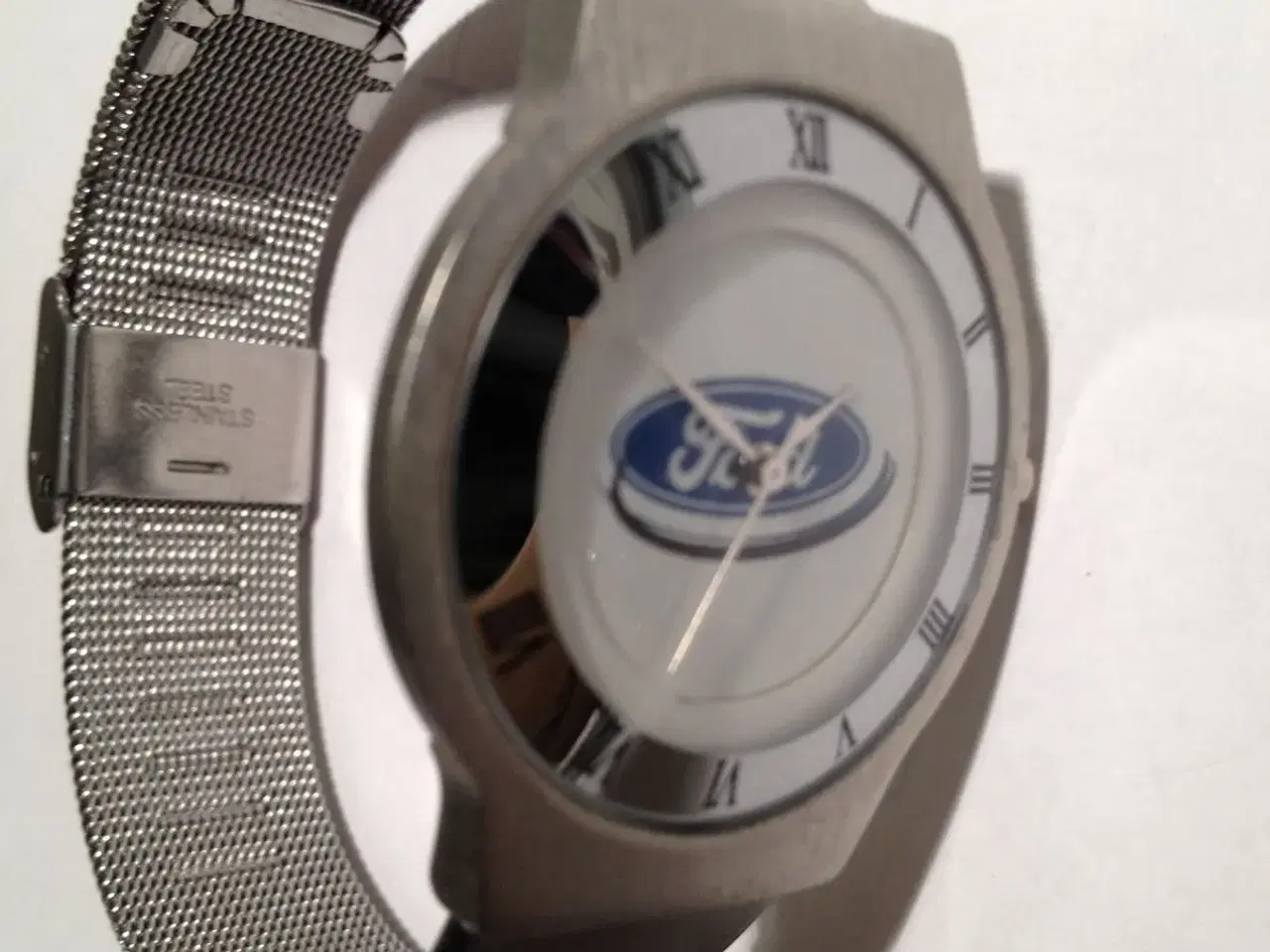 Billede 5 - Ford logo i hvid skive, måler: 34mm dia.