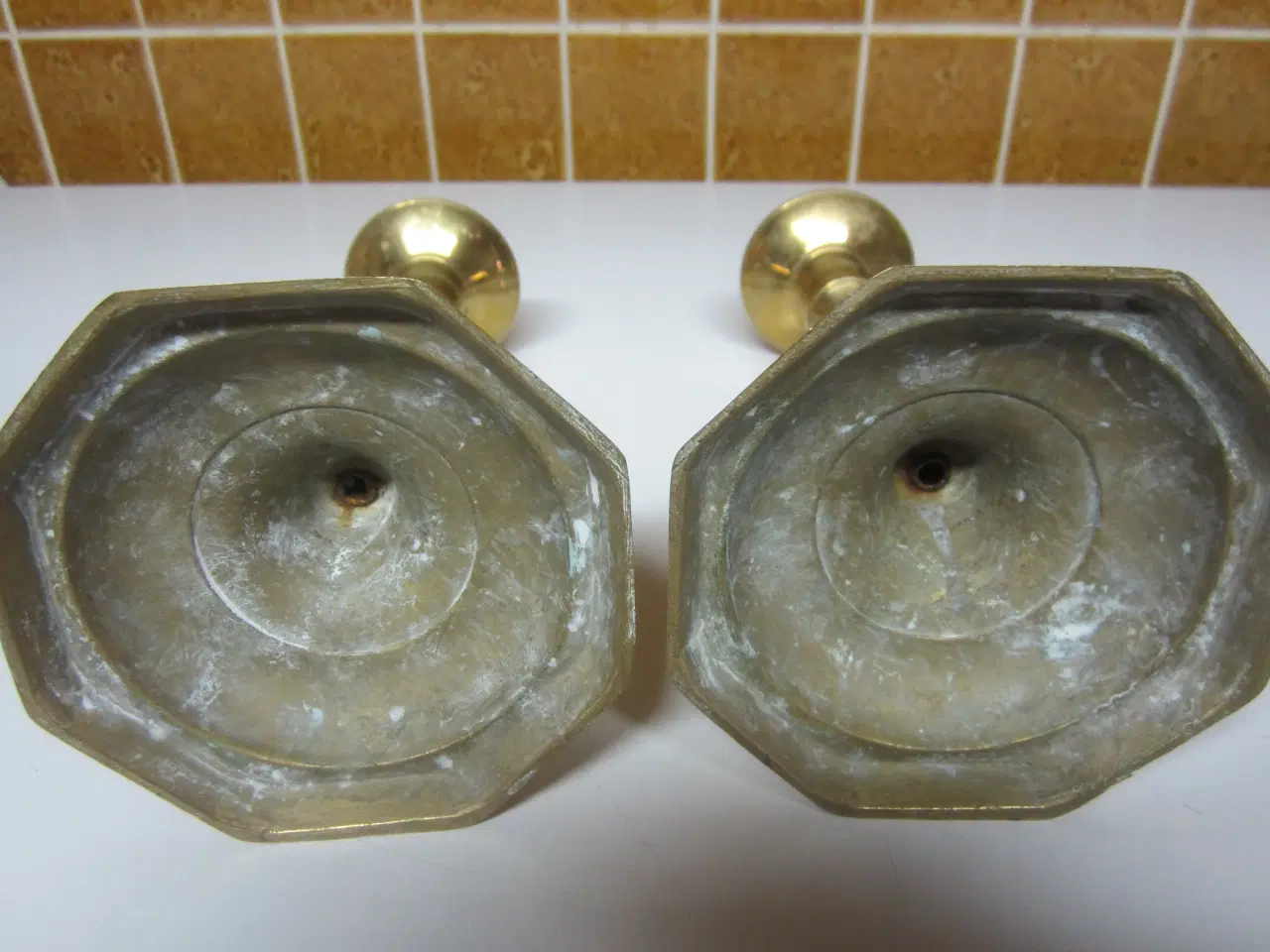 Billede 2 - Rigtig flotte messing stager med 8 kantet fod