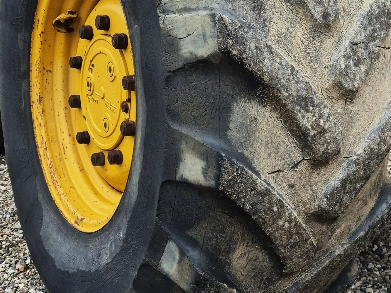 Billede 12 - Hydrema 906B / hy. skift for og bag / skovlsæt / årgang 1997