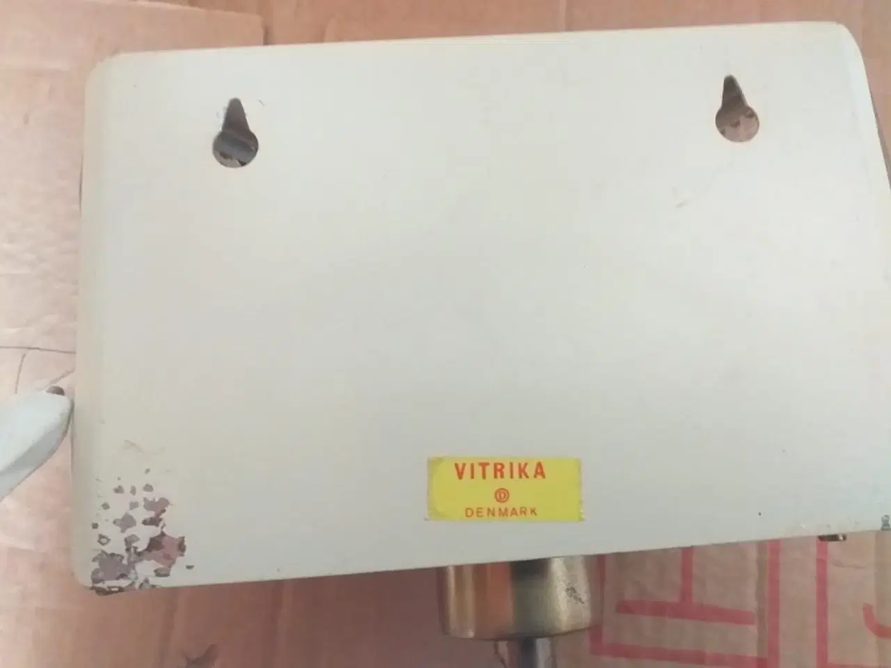 Billede 4 - Gammel lampe med buet front den er lavet i Danmark