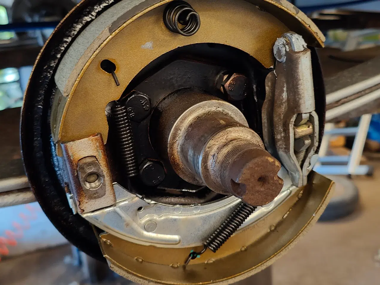 Billede 10 - Nyrenoveret Ifor Williams 2000kg ladtrailer