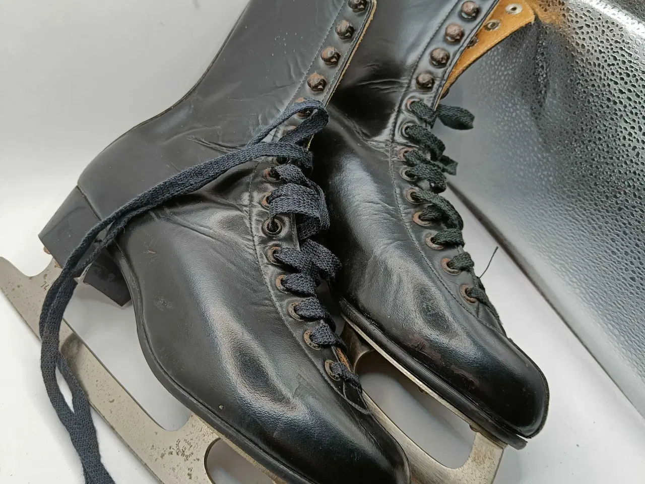 Billede 6 - Kunstskøjter sort 42str