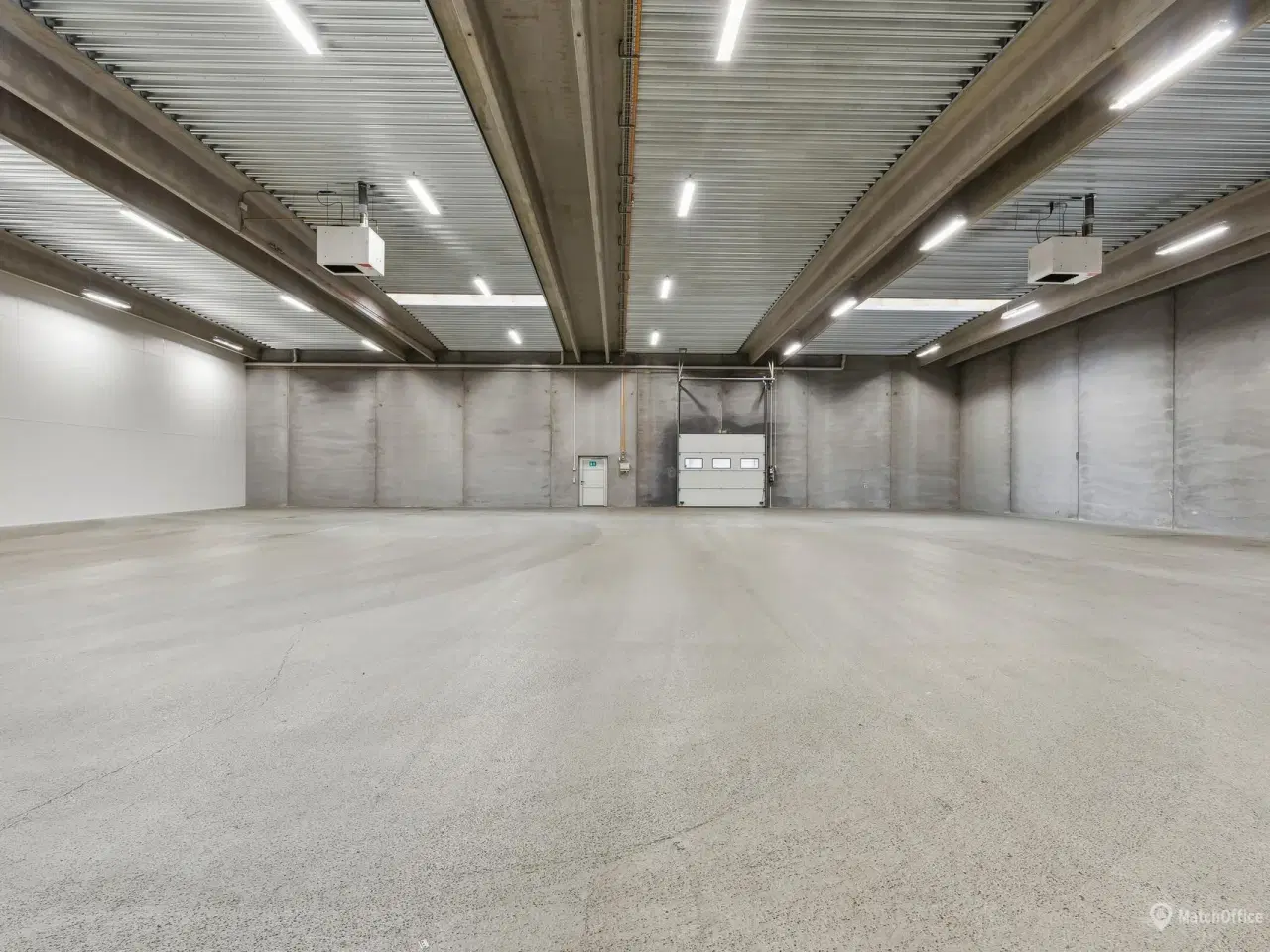 Billede 3 - Lager med rampeport