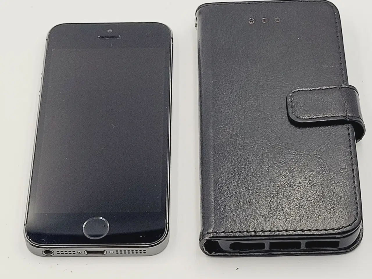 Billede 2 - ⭐️· 📱 iPhone 5S (Model A1457) inkl. Sort Etui