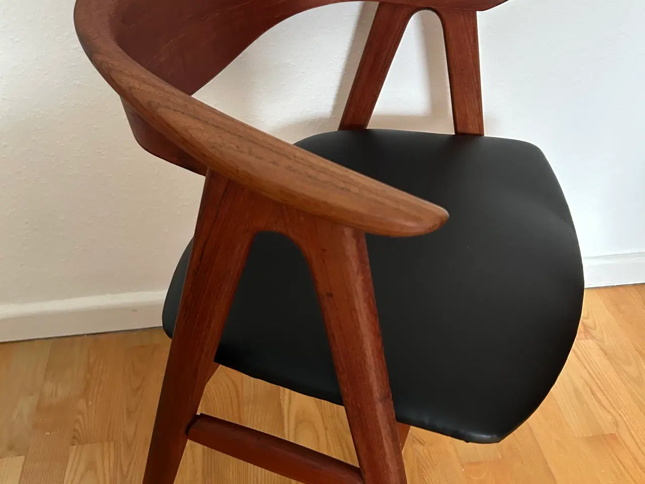 Billede 3 - Armstol Erik Kirkegaard