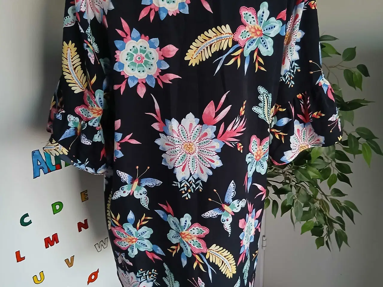 Billede 5 - Bluse. Junarose. 46