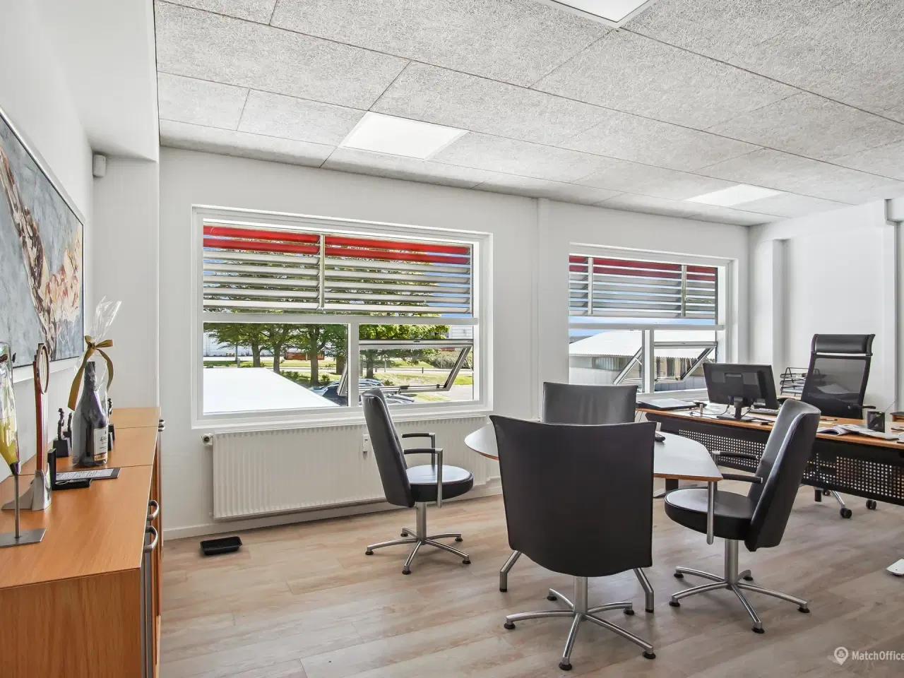 Billede 11 - Stort kombineret lager- og kontorlejemål i Vejle med 6 m loft og nem adgang til E45