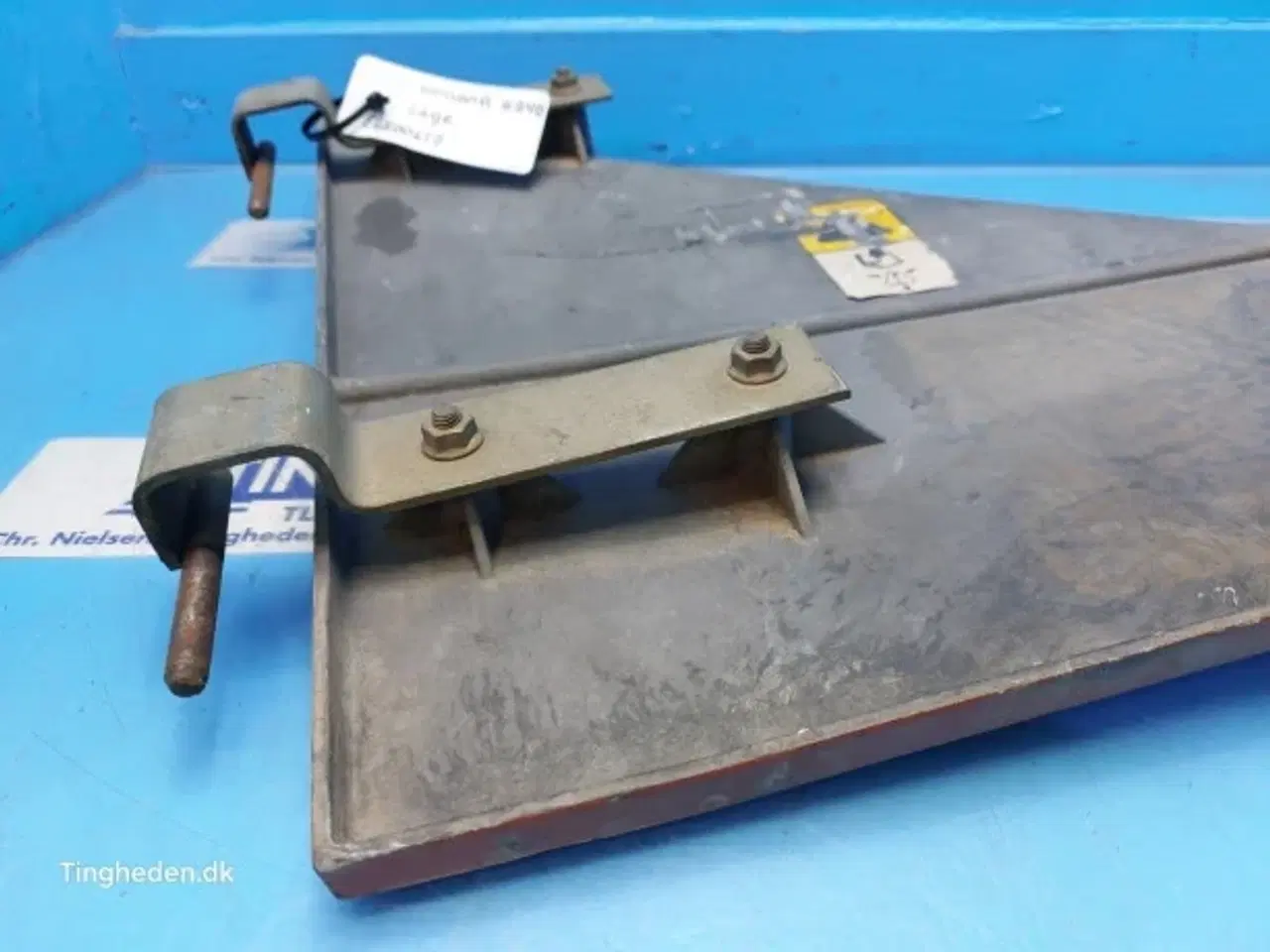 Billede 8 - New Holland G240 Låge 86500617