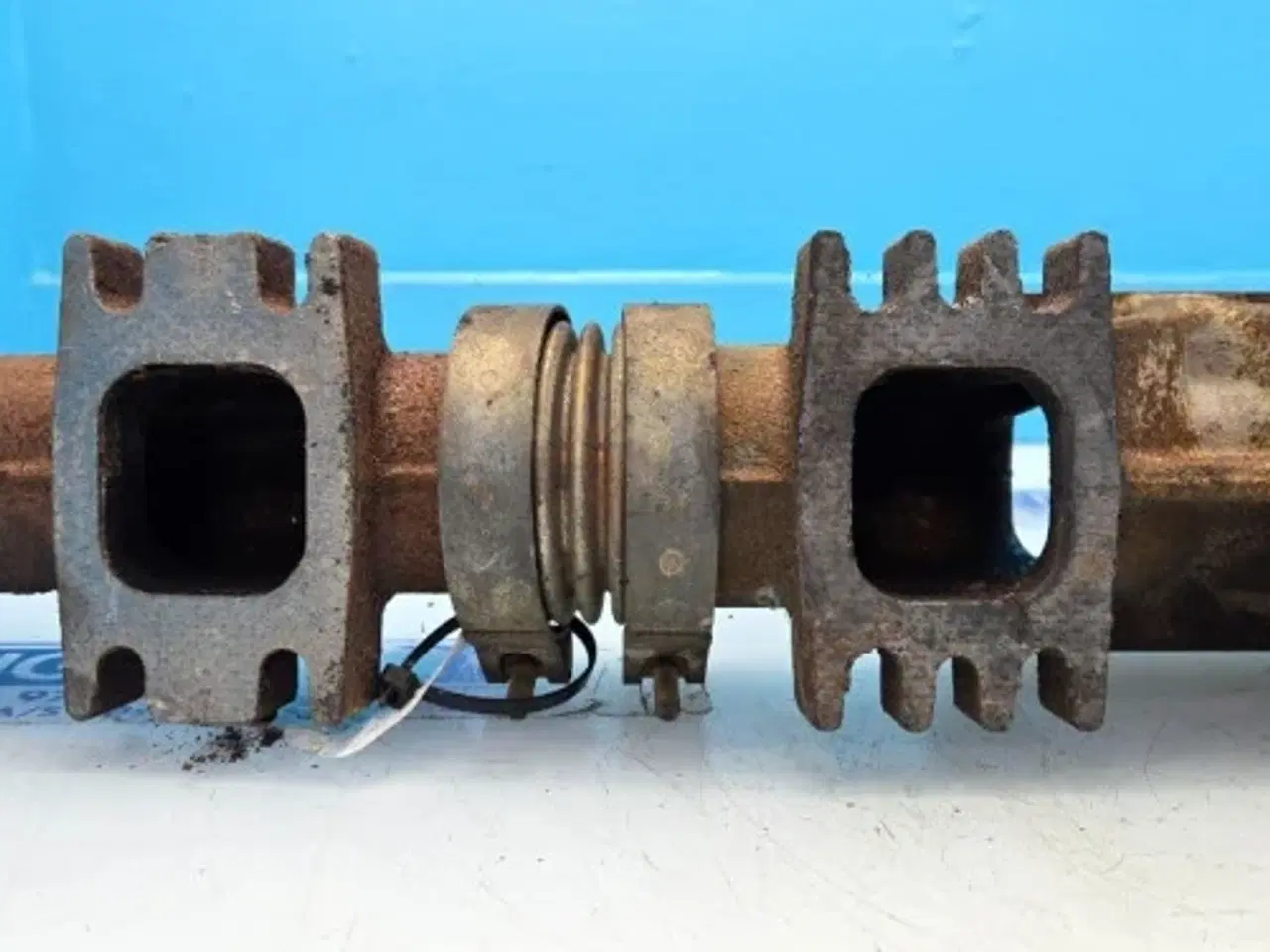 Billede 16 - Iveco  Cursor13   Manifold  504046508