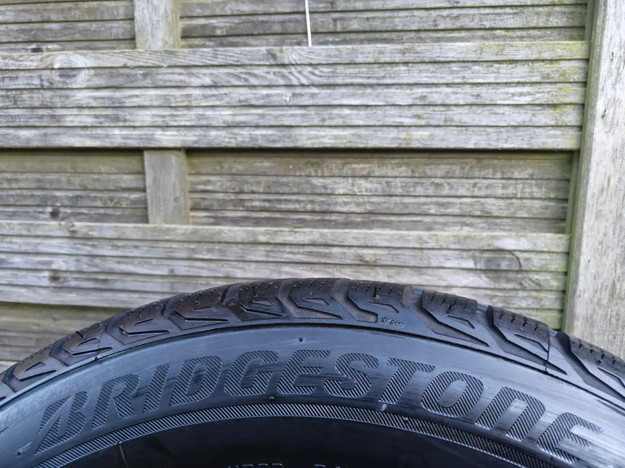 Billede 2 - 5x108 17" Bridgestone vinterdæk ET55 2200kr 