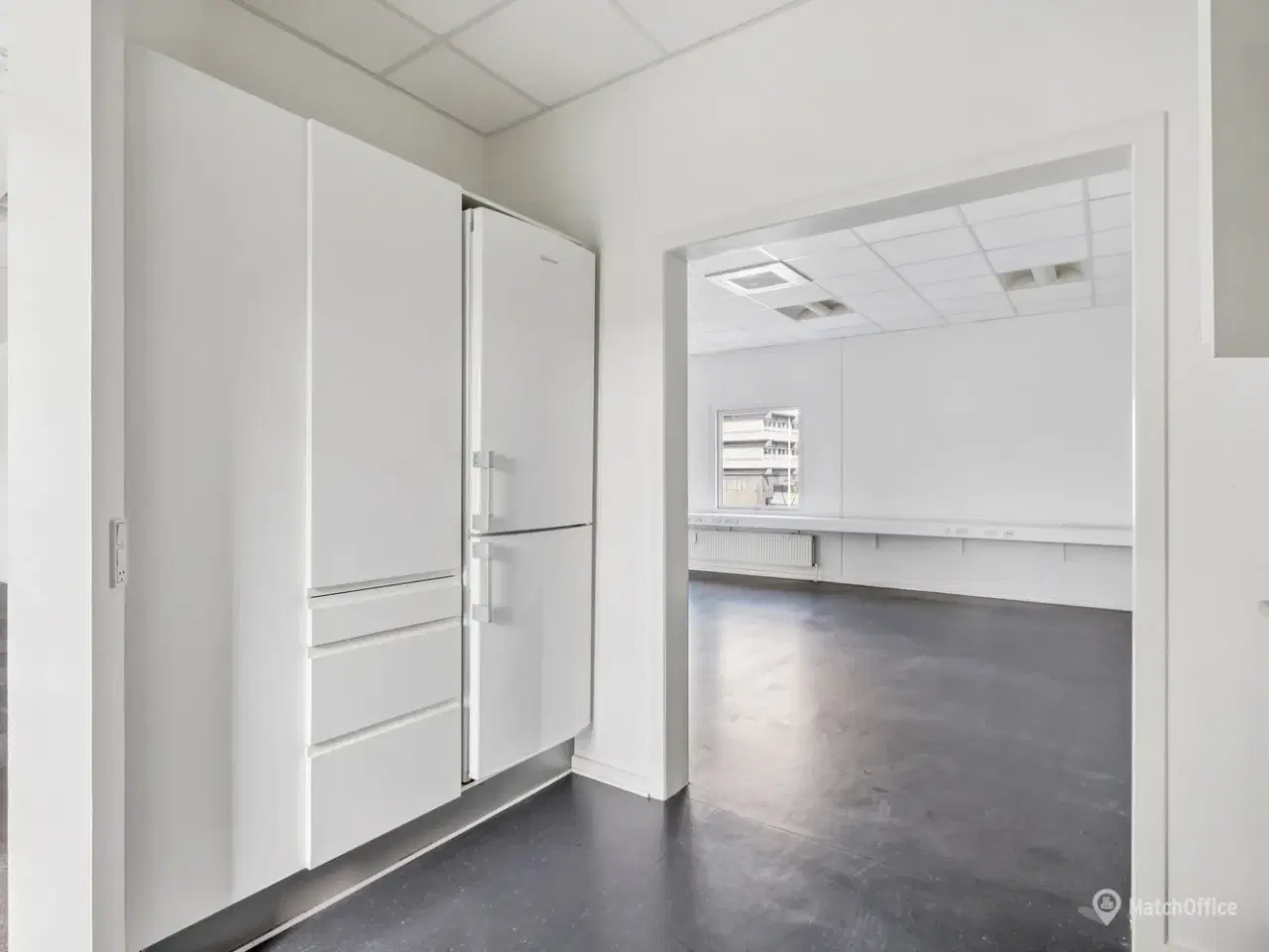 Billede 11 - Moderne kontorlokale med synlig placering