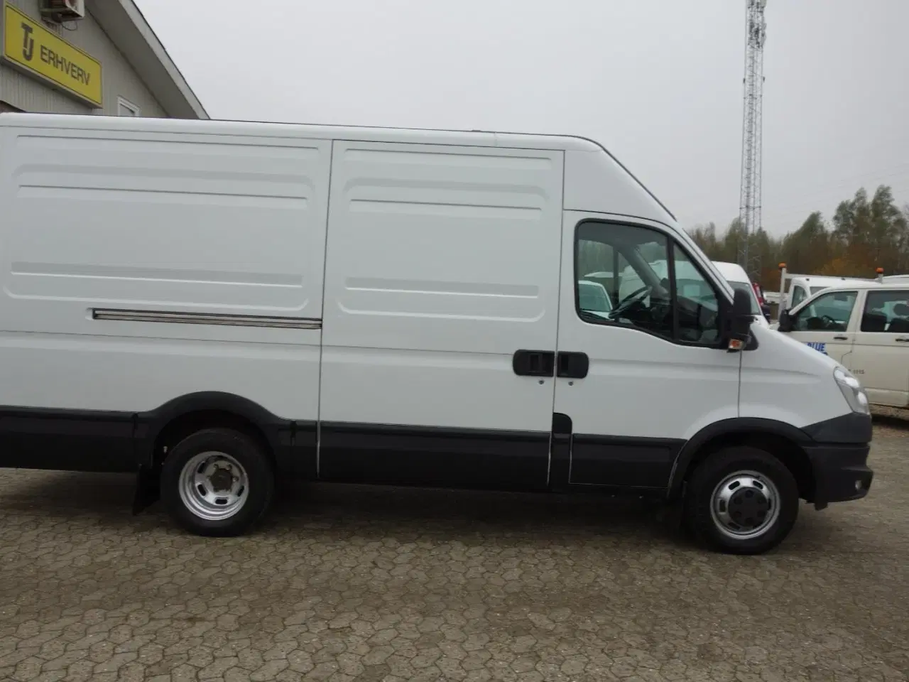 Billede 15 - Iveco Daily 3,0 35C17 12m³ Van