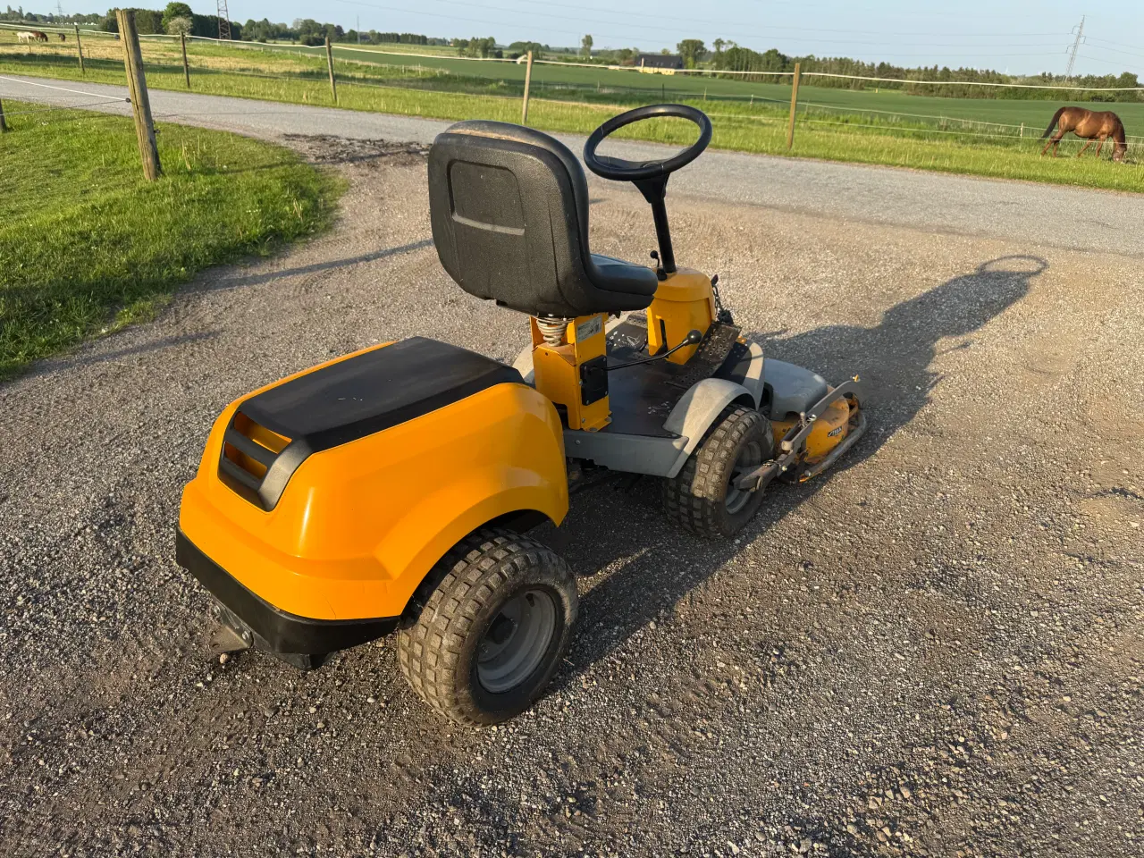 Billede 3 - Havetraktor. Stiga park compact 4x4