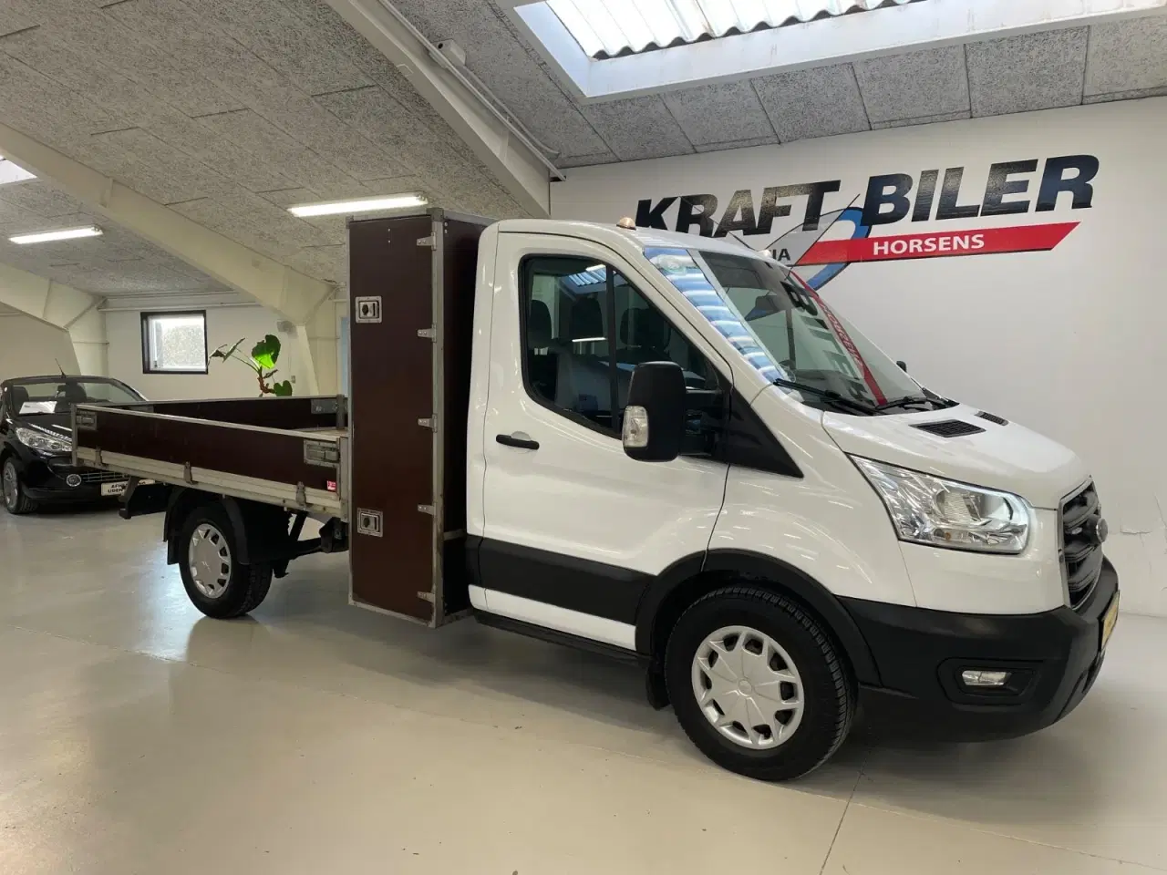 Billede 1 - Ford Transit 350 L2 Chassis 2,0 TDCi 130 Trend H1 FWD