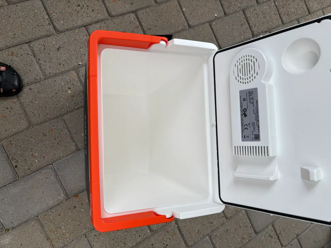 Billede 2 - Zorn 30L elektrisk køleboks 12/230 V 