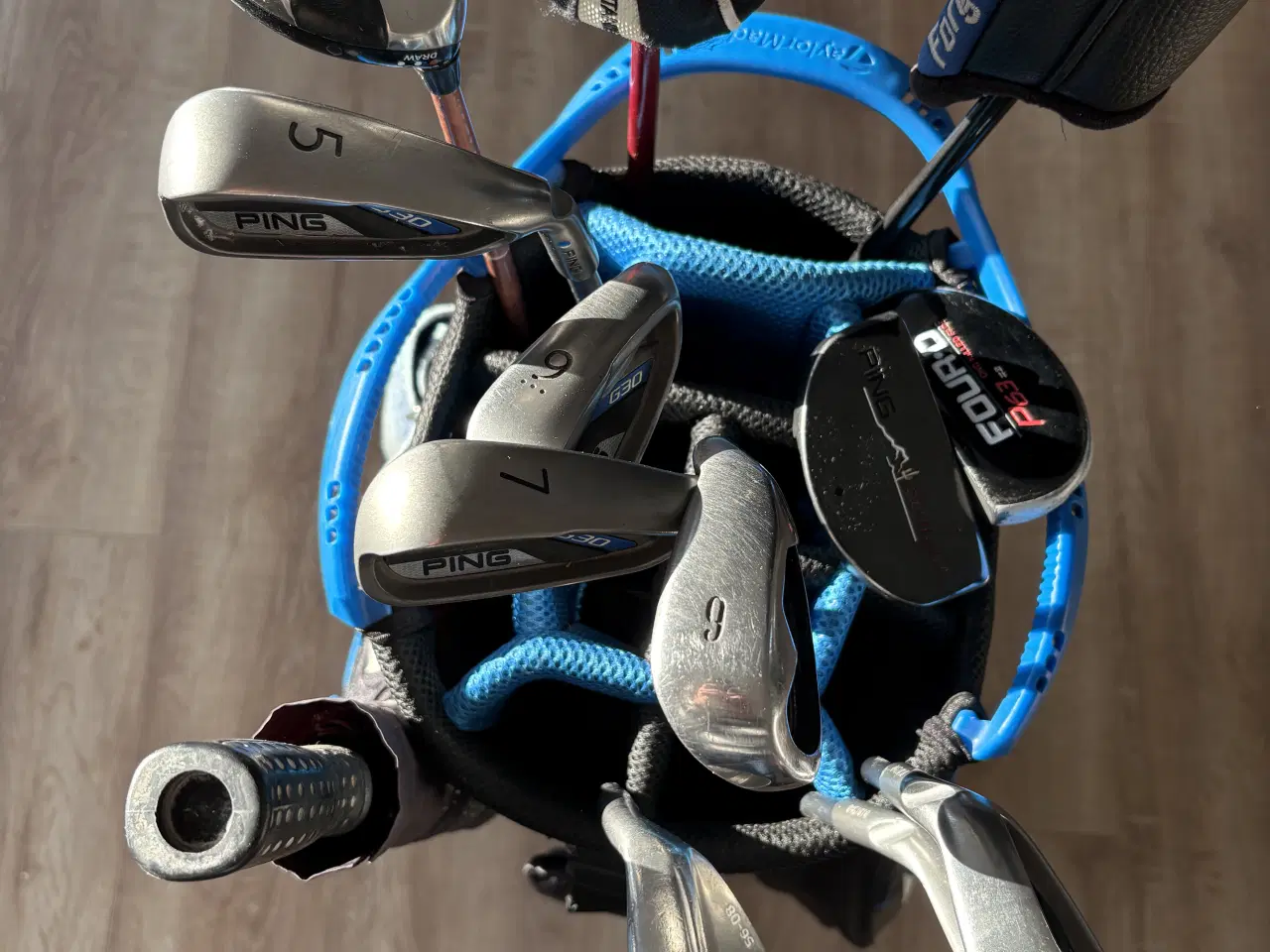 Billede 5 - Golfsæt, elvogn og udstyr