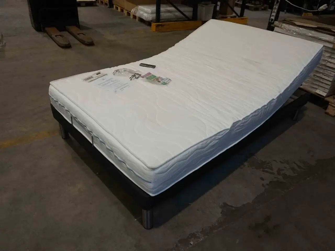 Billede 3 - Vega Elevationsseng med Supportho Comfort madras 120x200 cm