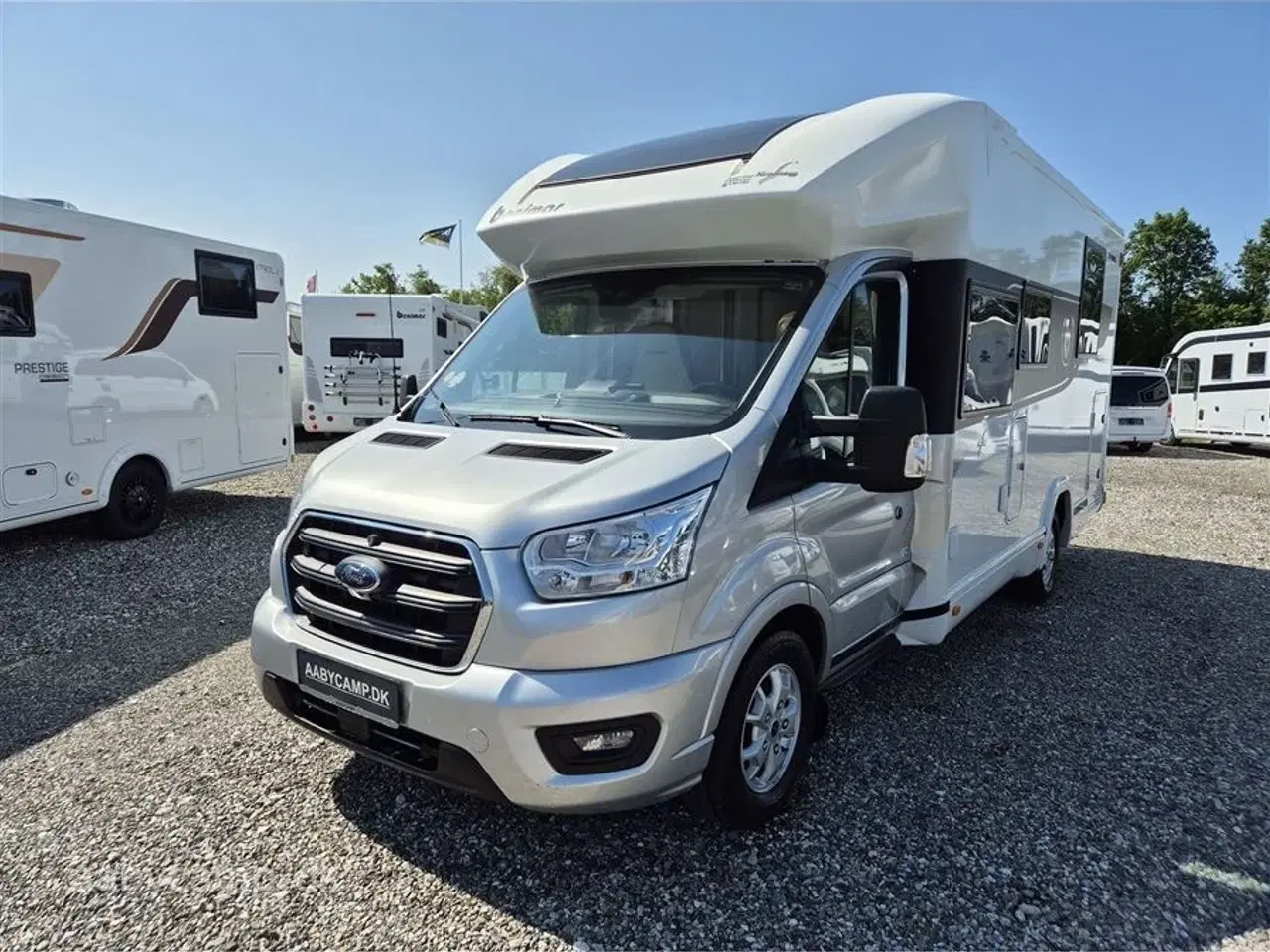 Billede 4 - 2021 - Benimar Tessoro 495 NK   NK Pakke. Automatgear. solceller. markise. Batterier. Cykelstativ. Queensbed. aircondition. Anhængertræk. KUN 28,000 km!!