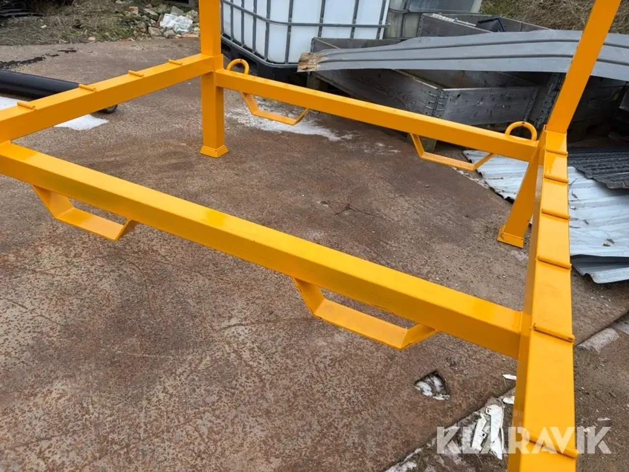 Billede 8 - Stativ til at holde festivals hegn.