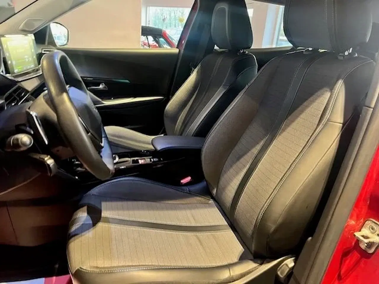 Billede 20 - Peugeot 2008 1,2 PureTech Sportium EAT8 130HK 5d 8g Aut.