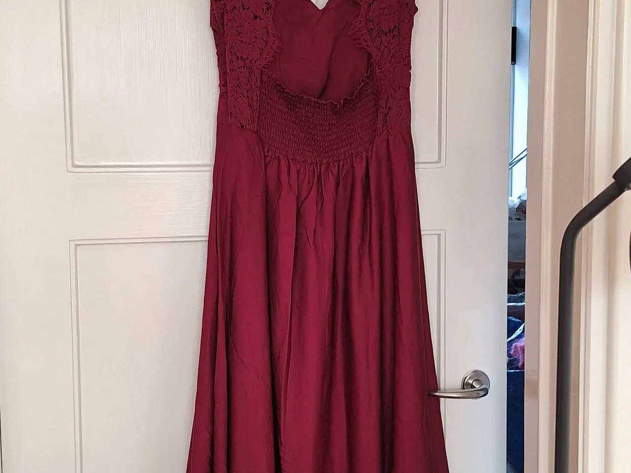 Billede 4 - Lang selskabskjole str. M