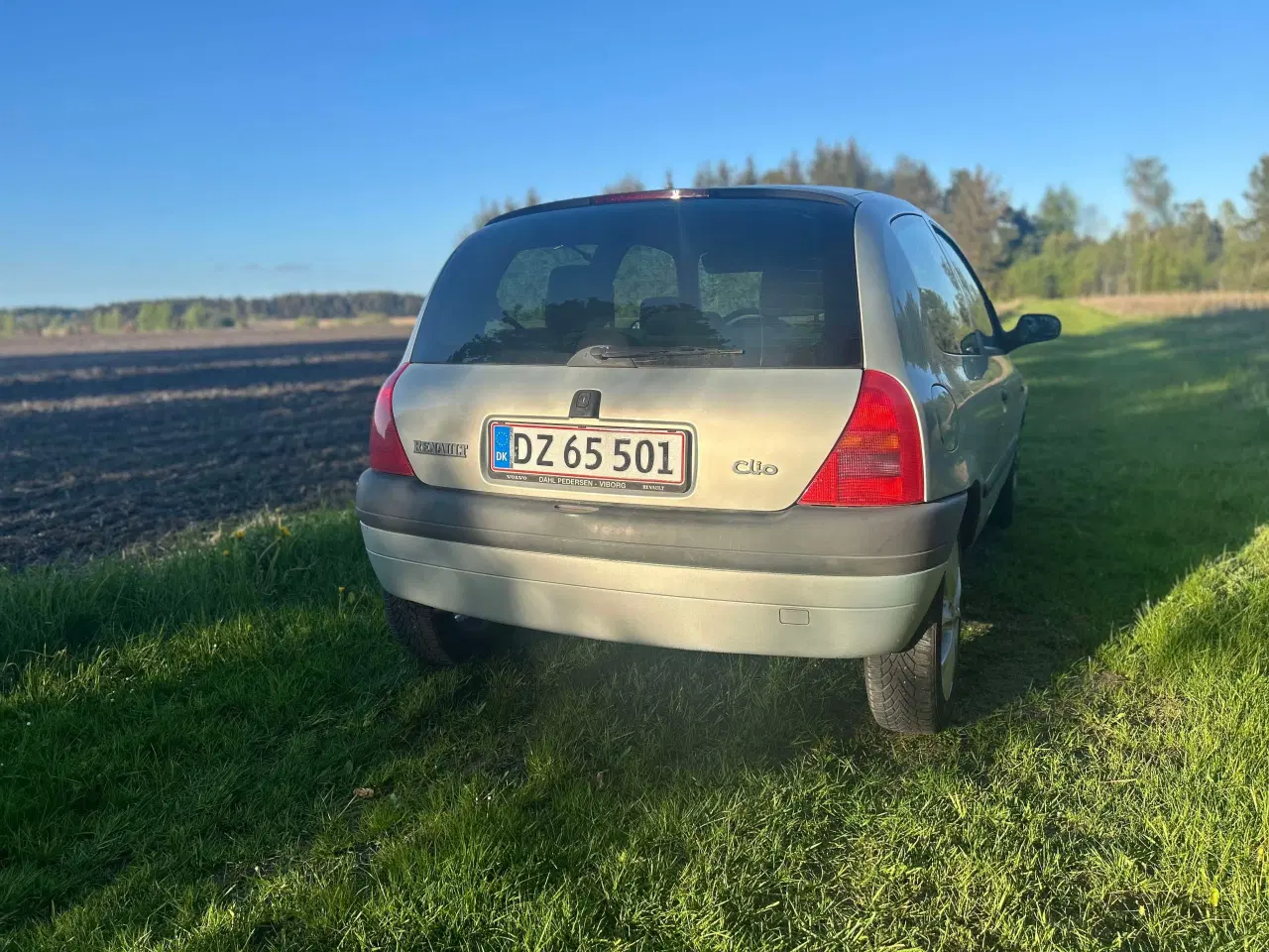 Billede 5 - Renault clio 1,2 nysynet lavt km tal 