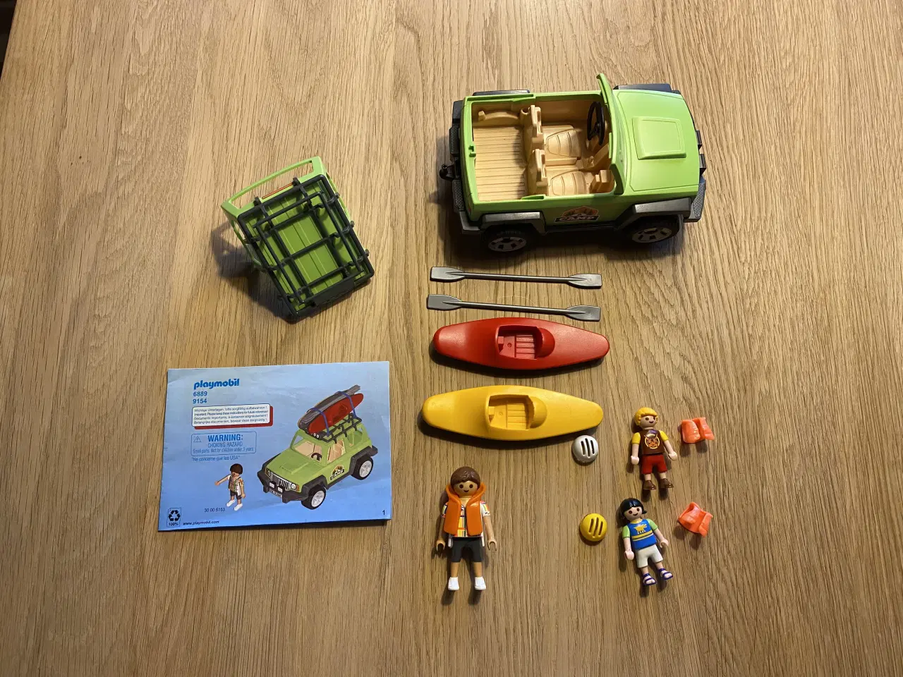 Billede 1 - Playmobil bil, 2 kanoer med tilbehør, 2 børn og 1 