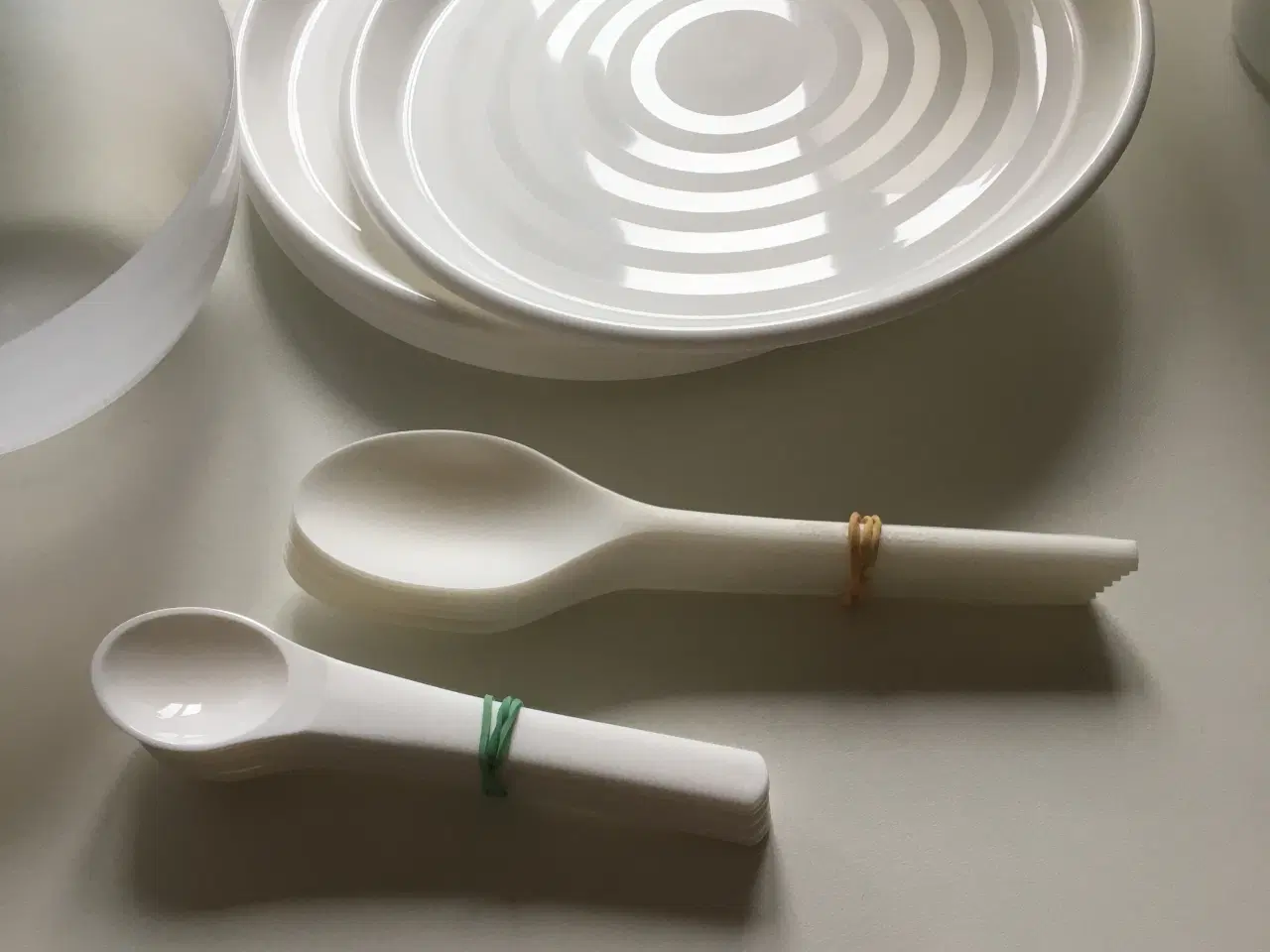 Billede 4 - Nye plastvarer til brug på skovtur, strandtur mm