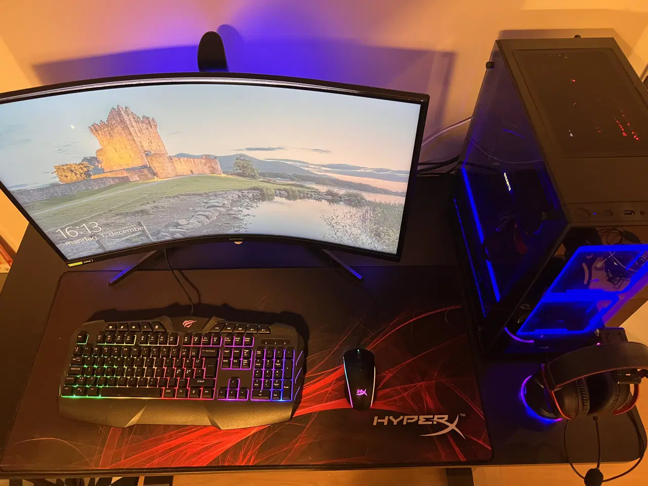 Billede 2 - Stationær computer.