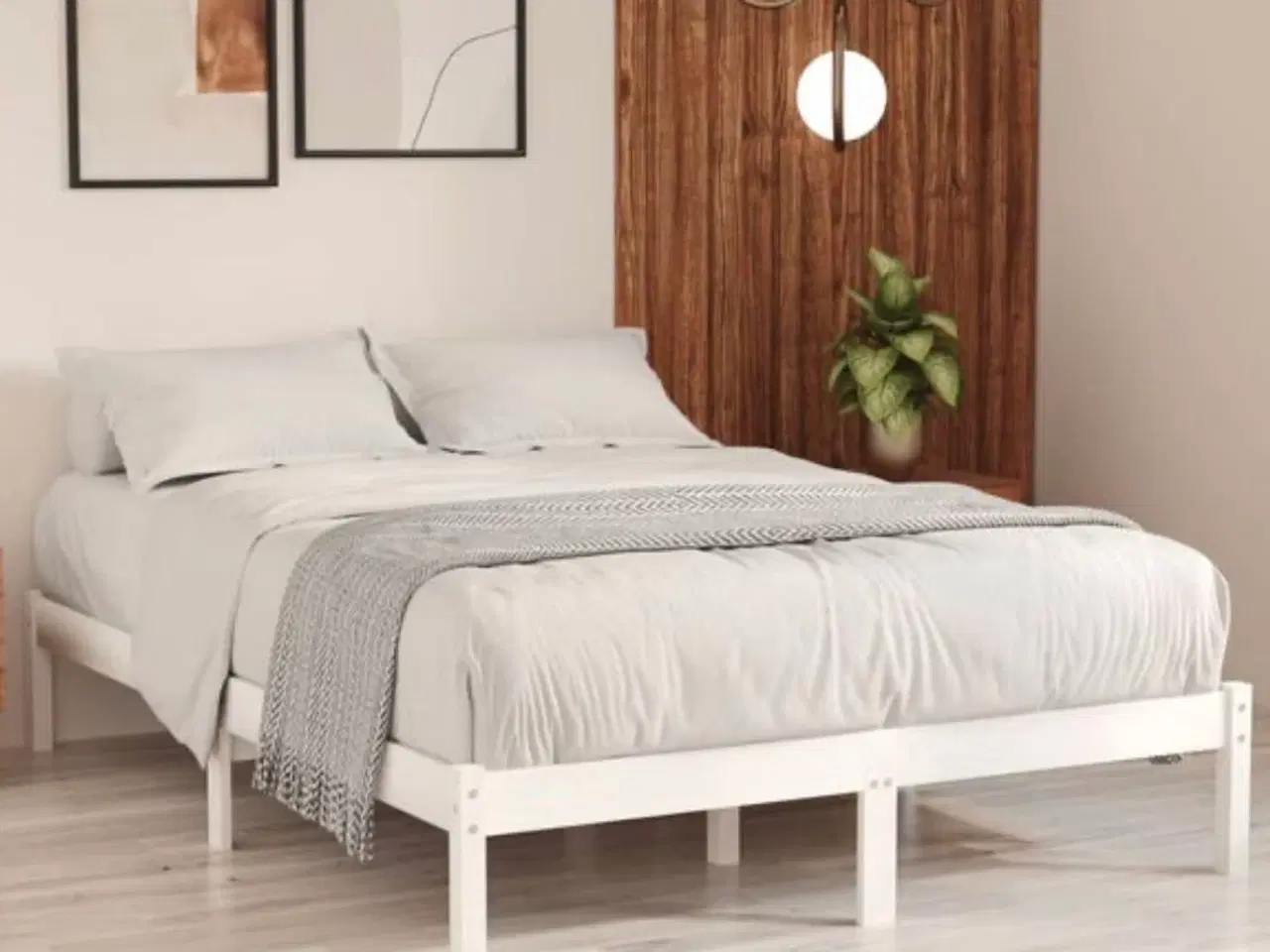 Billede 1 - Sengeramme 160x200 cm afhentning fra 1 juni