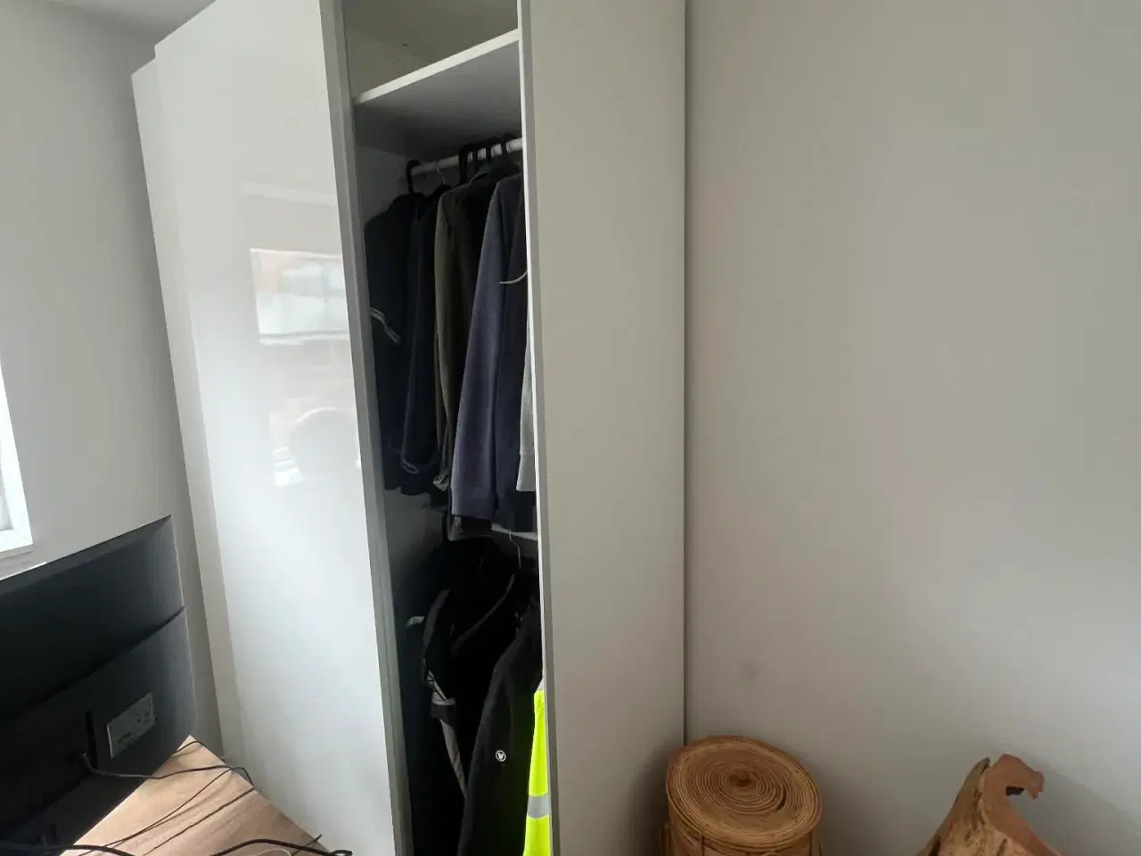 Billede 4 - Pax klædeskab sælges