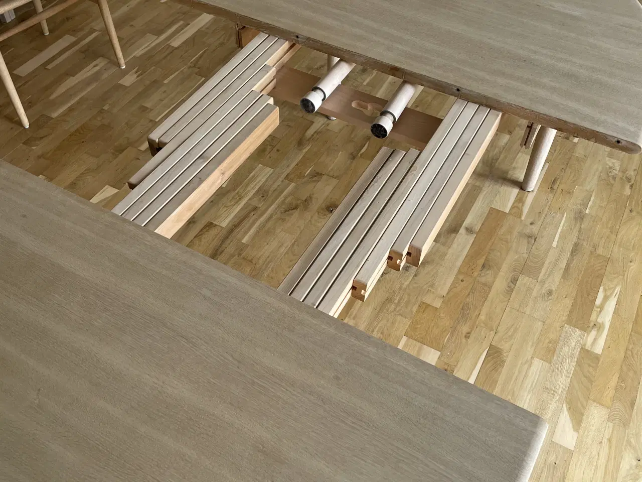 Billede 4 - Spisebord, massiv sæbe behandlet EG