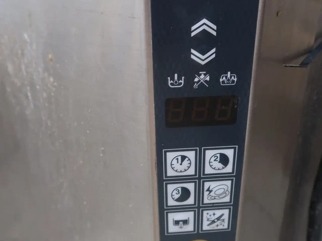 Billede 2 - Hætteopvasker ZANUSSI LS 14, med automatisk hætte løft