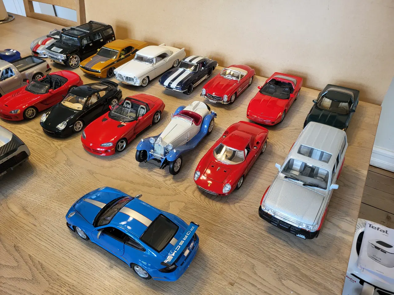 Billede 2 - Modelbiler 1:18 - 18 stk. 2200 kr.