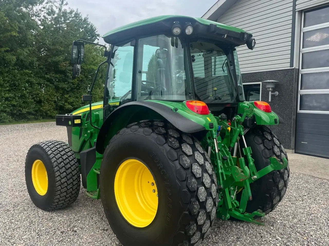 Billede 3 - John Deere 5090 M Med græsdæk