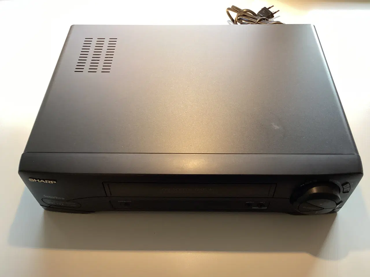 Billede 1 - Velfungerende SHARP VHS videomaskine
