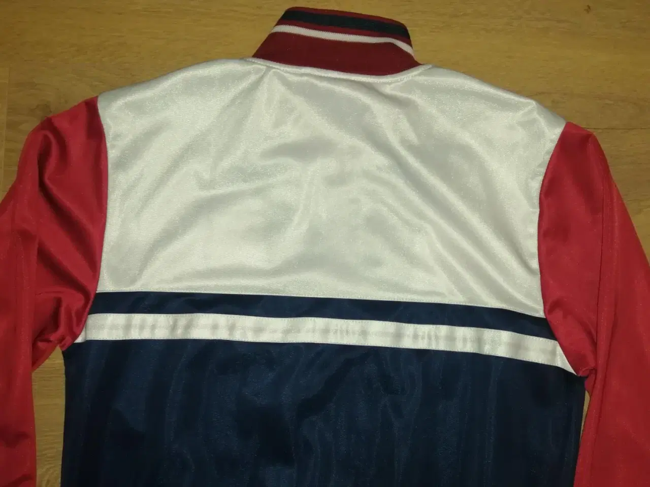 Billede 4 - FC BARCELONA TRACK TOP, STR. M, SOM NY