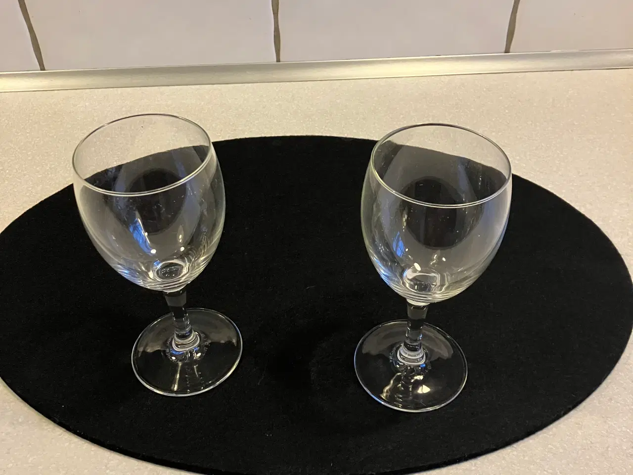 Billede 1 - Vin glas 12 stk fra Studio 16 cm høje ubrugte 