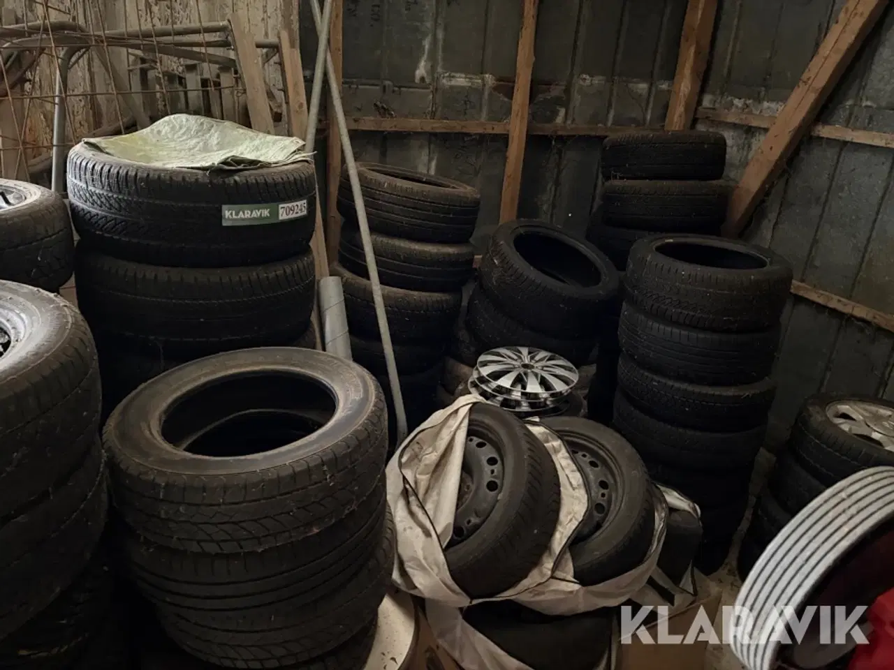 Billede 10 - Blandede dæk og fælge 68 styk