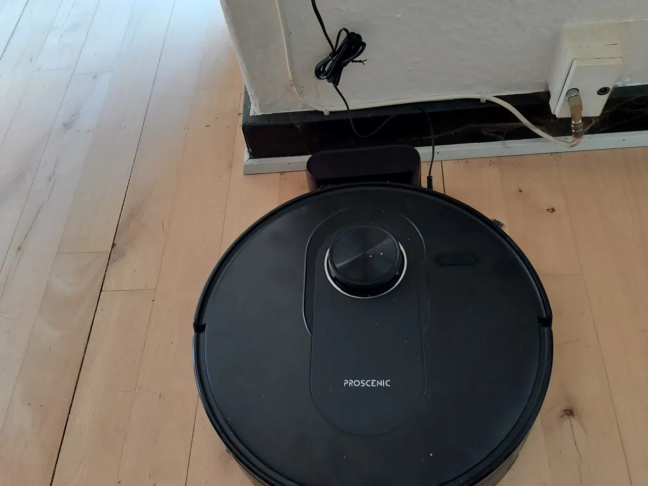 Billede 1 - Prosenic Q8 robotstøvsuger 