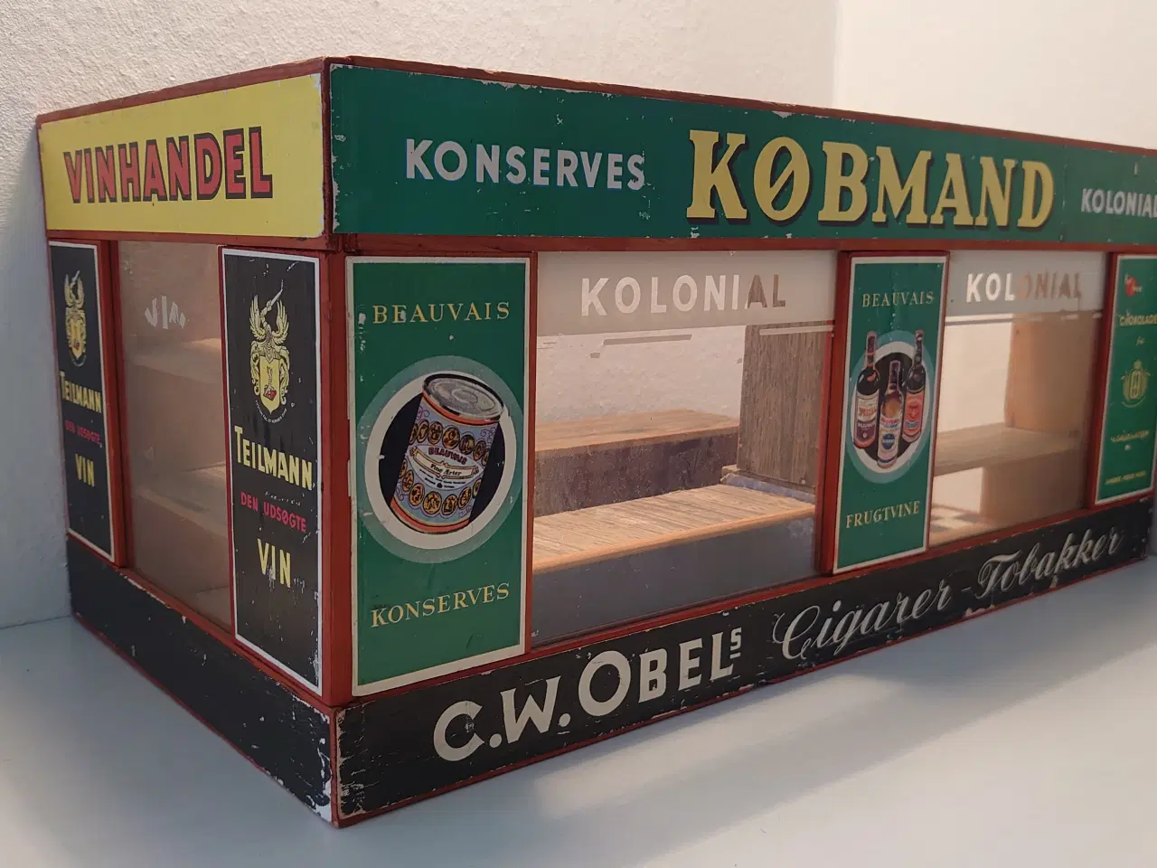 Billede 1 - Stor gammel købmandsbutik med 18 dele. L 52cm.