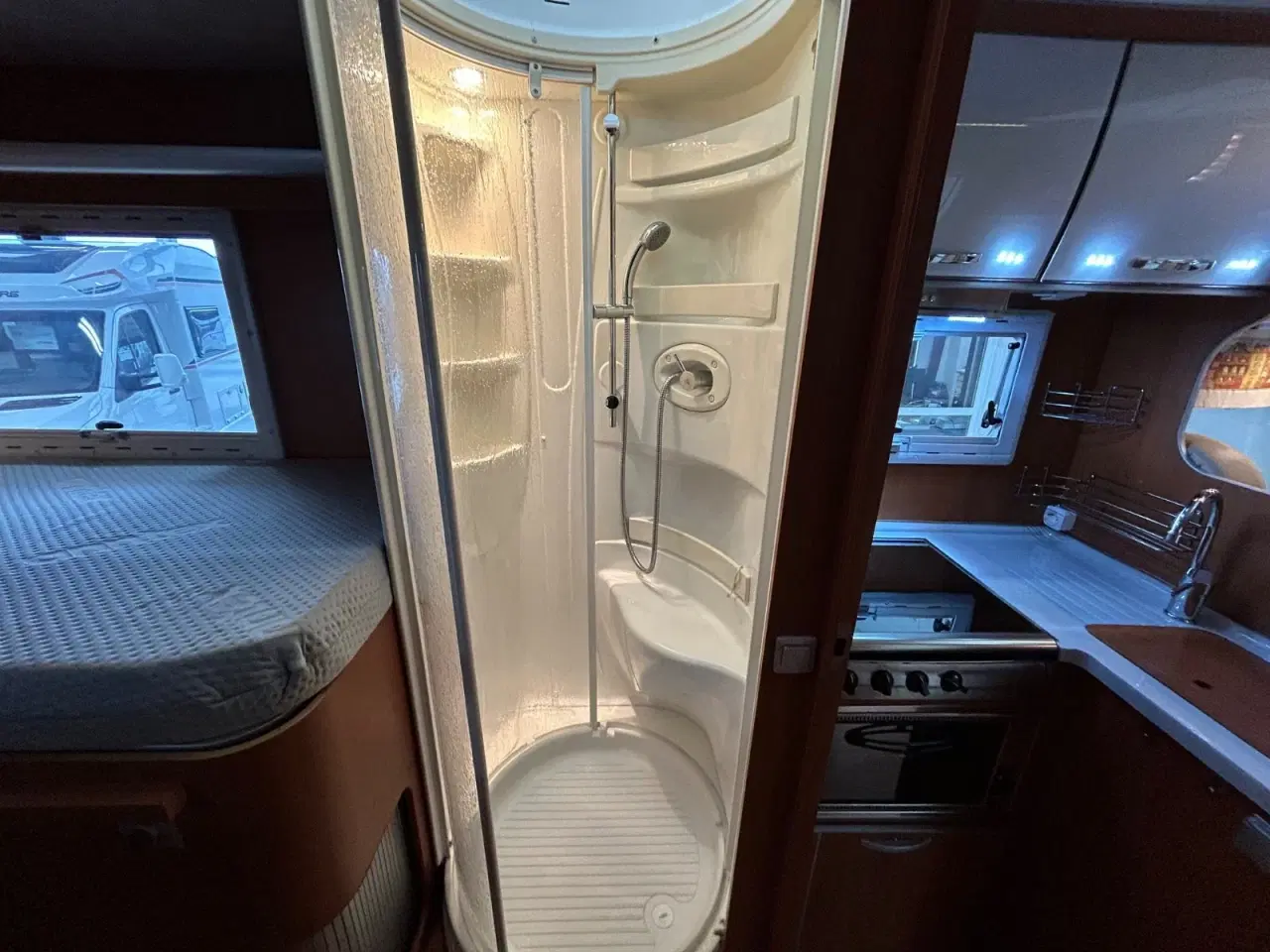 Billede 15 - Fiat McLouis 2,3 MJT Tandy 673 G