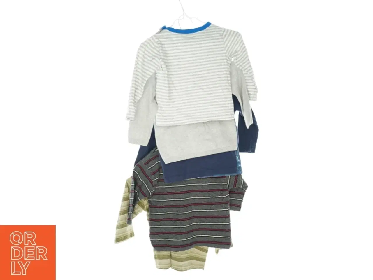 Billede 2 - Bluse (5 stk.) fra Ukendt (str. 86 cm)