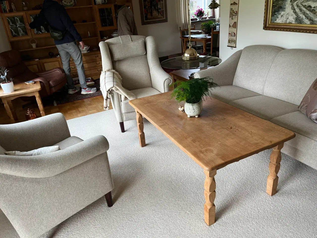 Billede 1 - En velholdt sofagruppe i lyst uldstof